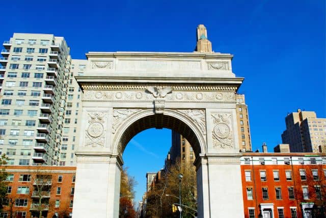 A large square arch in NYC.